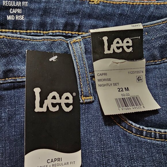 Lee Capri Jeans Mid Rise Regular Fit Womens Sz 22M Blue Denim Dark Wash Stretch - Picture 5 of 9